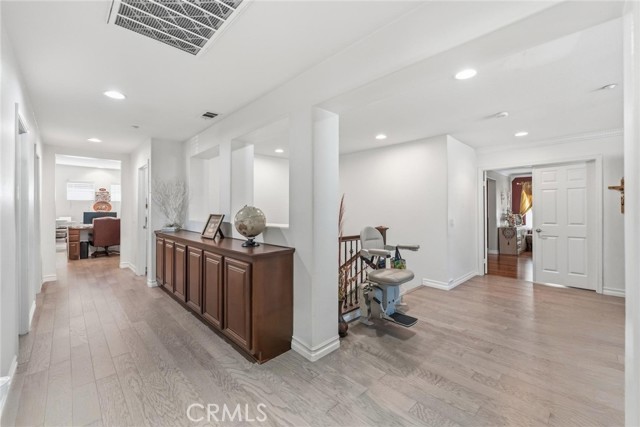 Detail Gallery Image 39 of 75 For 16636 Parsley, Fontana,  CA 92337 - 5 Beds | 3/1 Baths