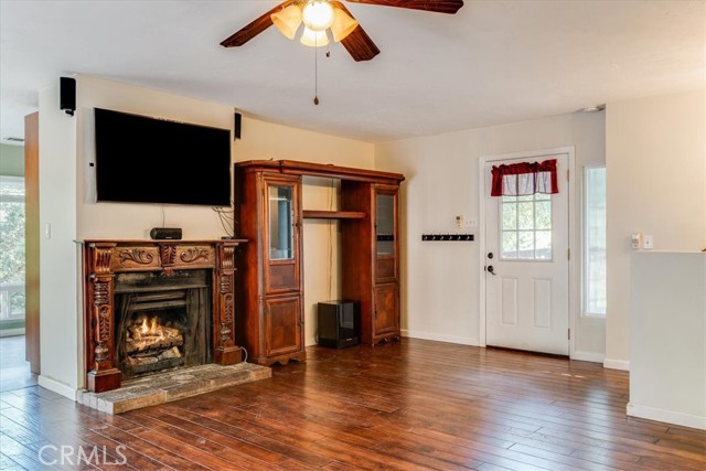 5200 Ardilla Avenue, Atascadero CA: https://media.crmls.org/medias/64b11ea8-6194-4b92-899b-9b86c8beaa5e.jpg
