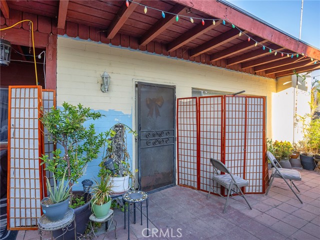 Detail Gallery Image 5 of 24 For 2309 N Niagara St, Burbank,  CA 91504 - 3 Beds | 1 Baths