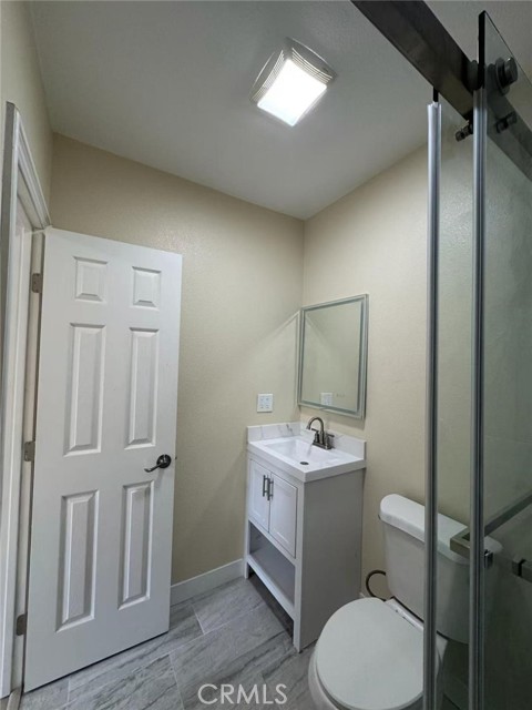 Detail Gallery Image 6 of 11 For 2032 Victoria Dr, Fullerton,  CA 92831 - 2 Beds | 1 Baths