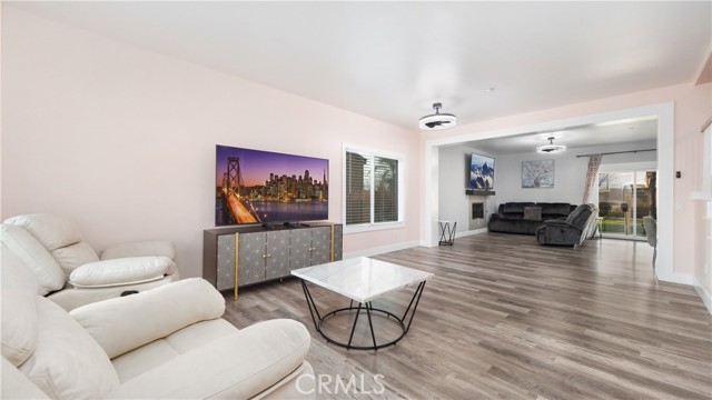 Image 7 of 56 For 14930 Catania Way