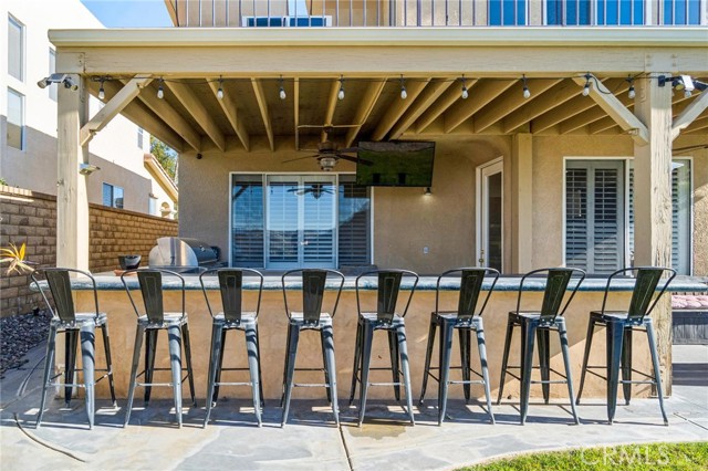 Detail Gallery Image 35 of 44 For 22939 Raintree, Saugus,  CA 91390 - 4 Beds | 3 Baths