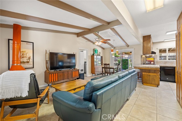 Detail Gallery Image 20 of 60 For 2924 Elm St, Bakersfield,  CA 93301 - 4 Beds | 2 Baths