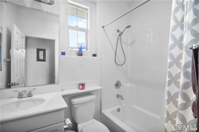 Detail Gallery Image 10 of 26 For 252 Soco Dr, Fullerton,  CA 92832 - 4 Beds | 3 Baths