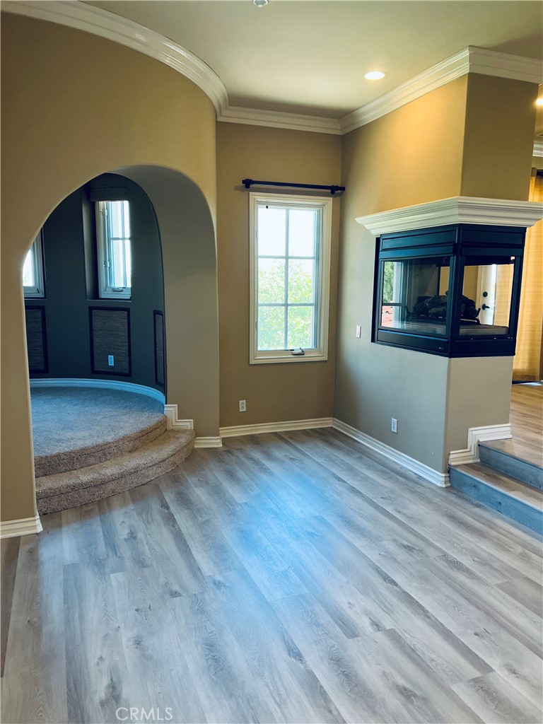 64b65f90 3192 4a46 8110 3350b8956df5