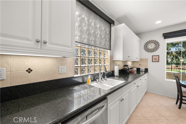 Detail Gallery Image 18 of 41 For 8217 Carnoustie Ave, Hemet,  CA 92545 - 2 Beds | 2 Baths