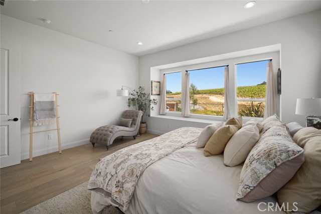 1330 Riley Lane, Nipomo CA: https://media.crmls.org/medias/64b74811-83d4-42dd-9b60-dd55a9f77f1f.jpg