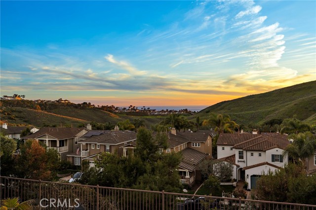 Detail Gallery Image 2 of 38 For 1512 Camino Reservado, San Clemente,  CA 92673 - 5 Beds | 4 Baths