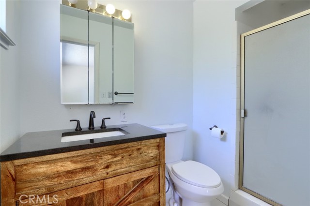 42912 Country Club E Drive, Oakhurst CA: https://media.crmls.org/medias/64b80ea2-e828-438d-9264-37f1661d01a5.jpg