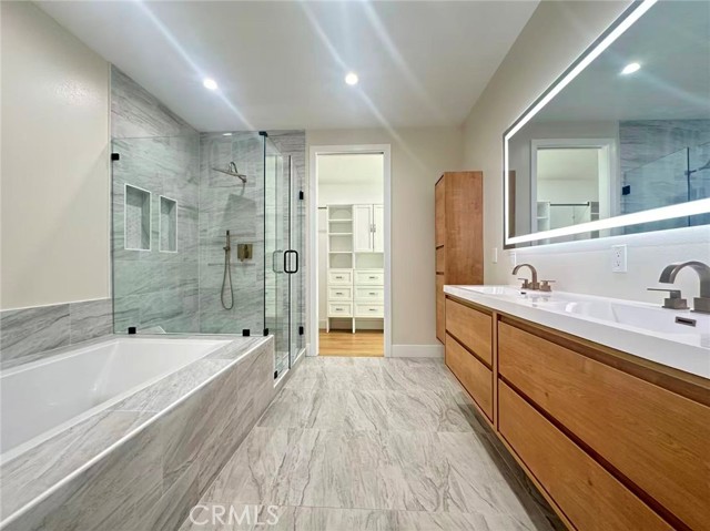 Detail Gallery Image 7 of 26 For 204 N Willow, West Covina,  CA 91790 - 5 Beds | 4 Baths