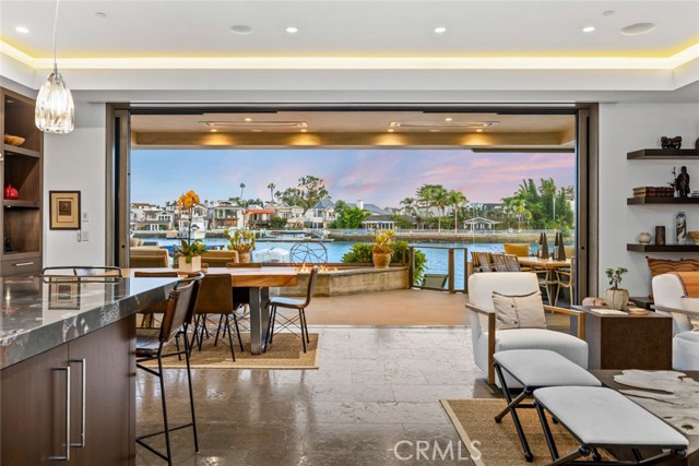 8 Beacon Bay, Newport Beach CA: https://media.crmls.org/medias/64b8e858-8934-4905-9344-3a1081da28bc.jpg