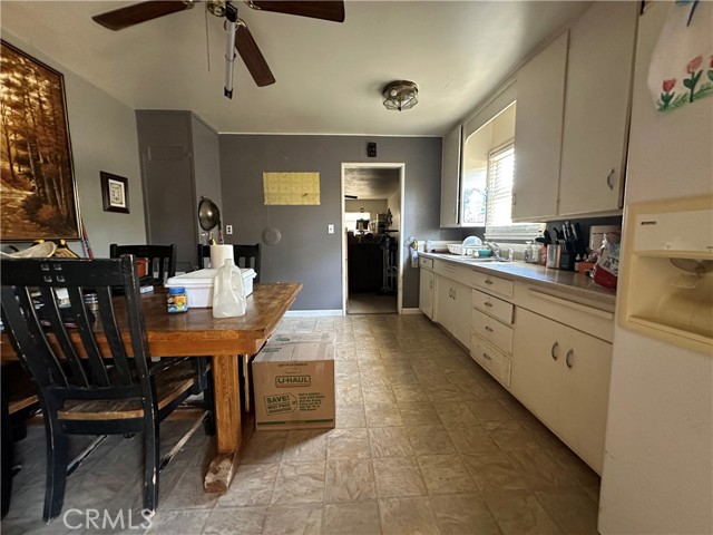Detail Gallery Image 8 of 17 For 828 W 23rd St, Merced,  CA 95340 - 2 Beds | 1 Baths