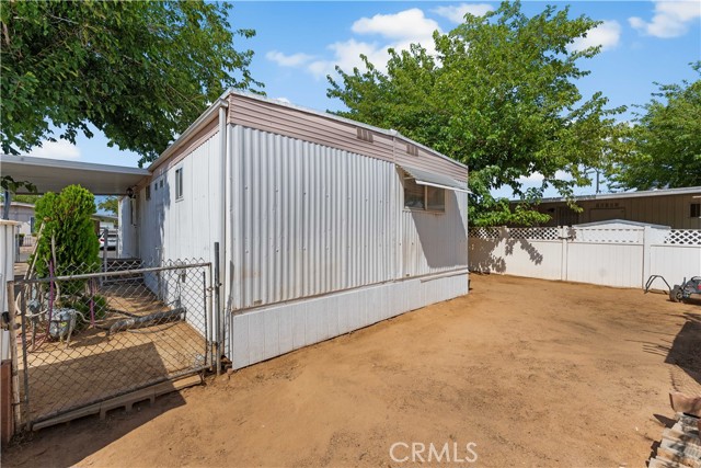 Detail Gallery Image 18 of 22 For 3255 E Avenue R #73,  Palmdale,  CA 93550 - 4 Beds | 2 Baths
