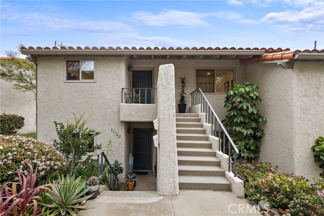 Detail Gallery Image 3 of 34 For 31344 W Nine, Laguna Niguel,  CA 92677 - 2 Beds | 2 Baths