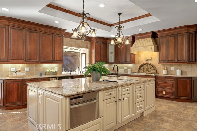 Detail Gallery Image 13 of 57 For 1499 Caballero Rd, Arcadia,  CA 91006 - 6 Beds | 5/1 Baths