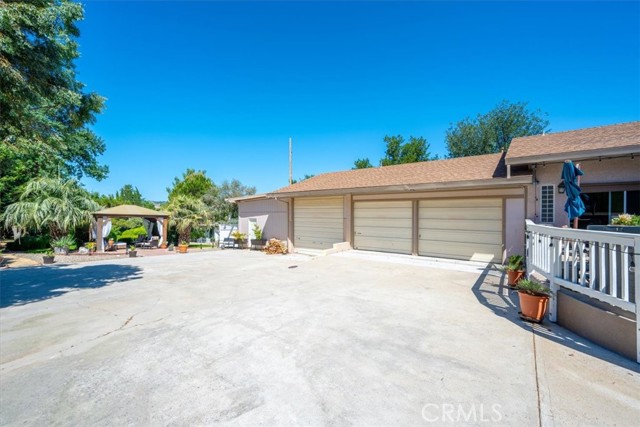 Detail Gallery Image 42 of 56 For 1040 Par Ave, Paso Robles,  CA 93446 - 3 Beds | 2/1 Baths