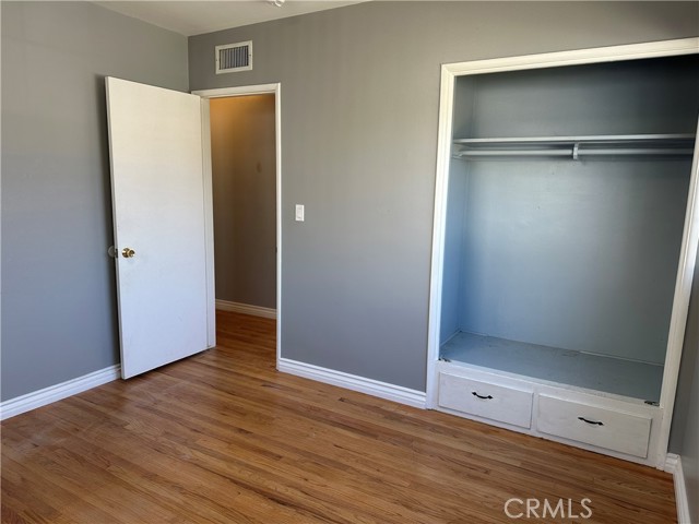 Detail Gallery Image 6 of 23 For 12410 Jerome, Sun Valley,  CA 91352 - 3 Beds | 2 Baths