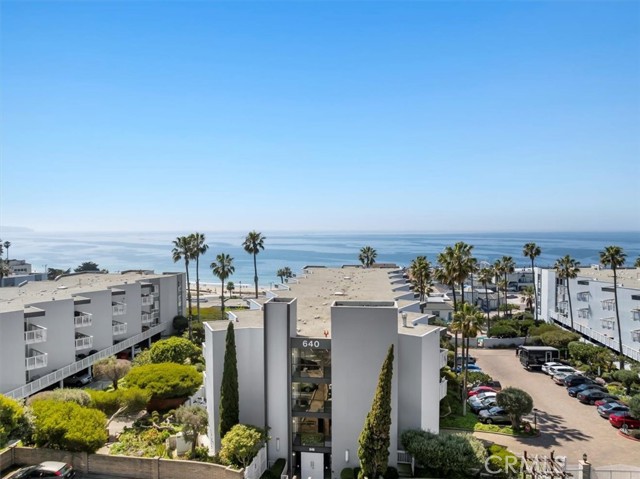 640 The Village, Redondo Beach, California 90277, 1 Bedroom Bedrooms, ,1 BathroomBathrooms,Residential,Sold,The Village,SB24039701