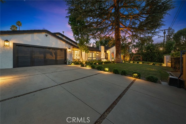 Detail Gallery Image 10 of 10 For 16206 Morrison St, Encino,  CA 91436 - 6 Beds | 6 Baths