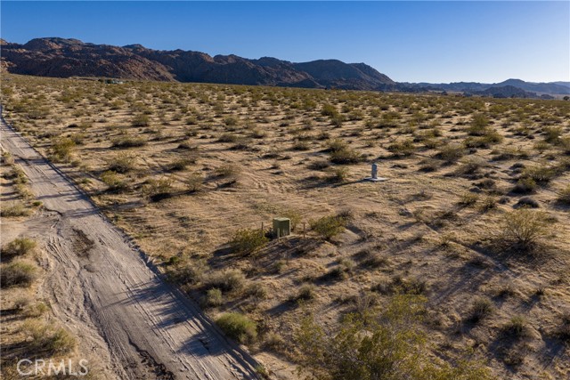 Detail Gallery Image 19 of 28 For 4444 29 Palms, Joshua Tree,  CA 92252 - – Beds | – Baths