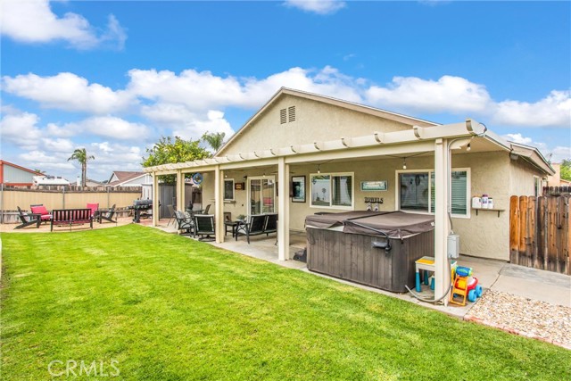 6967 Mountain Avenue, Highland CA: https://media.crmls.org/medias/64bccf70-61f0-4f2c-bb16-d639a44a907d.jpg
