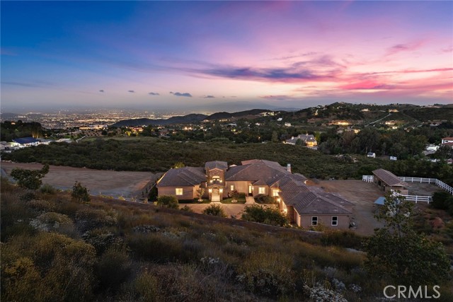 38150 Via Huerta, Murrieta CA: https://media.crmls.org/medias/64bd63c4-dbf2-4054-aaf9-2203acafb078.jpg