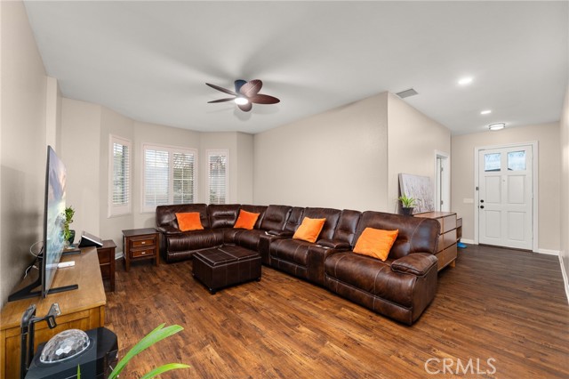 Detail Gallery Image 16 of 55 For 6154 Klusman, Rancho Cucamonga,  CA 91737 - 6 Beds | 3 Baths