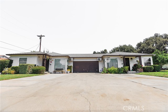 4147 Harrison Street, Riverside CA: https://media.crmls.org/medias/64bf3eb7-ba59-4ba6-835f-b297e2fd9801.jpg
