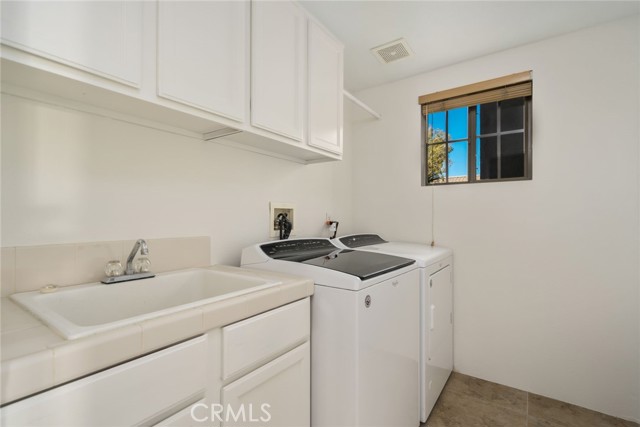 48674 Acropolis Street, Indio CA: https://media.crmls.org/medias/64bf5bd3-3cfb-43c8-8c98-429acb041c24.jpg