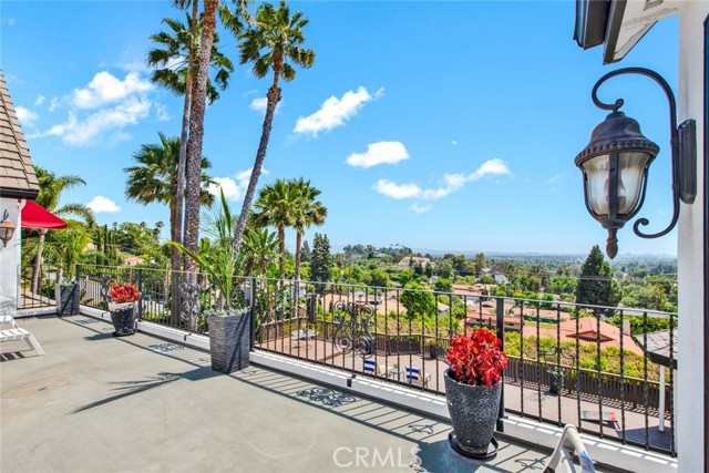 Detail Gallery Image 38 of 54 For 1532 Kensing Ln, North Tustin,  CA 92705 - 5 Beds | 6/2 Baths