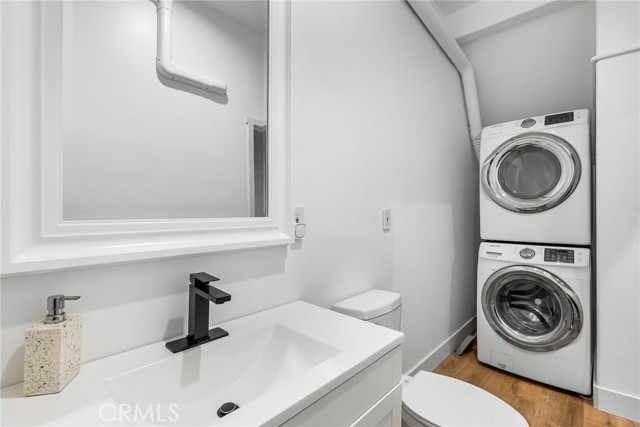 Detail Gallery Image 17 of 22 For 225 Avenida De La Grulla a,  San Clemente,  CA 92672 - 4 Beds | 3/1 Baths