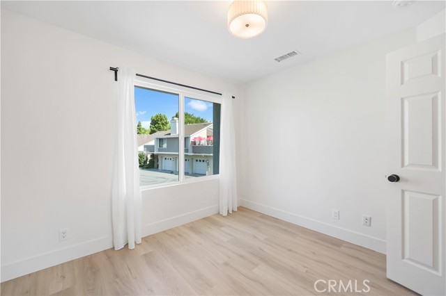 309 Deerfield, Irvine CA: https://media.crmls.org/medias/64c3cd0a-e809-466b-ace9-232c6df97967.jpg