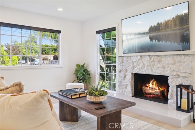 6105 Bellingham Avenue, North Hollywood CA: https://media.crmls.org/medias/64c3f63f-a772-4196-85d2-4a7c89a91ea1.jpg