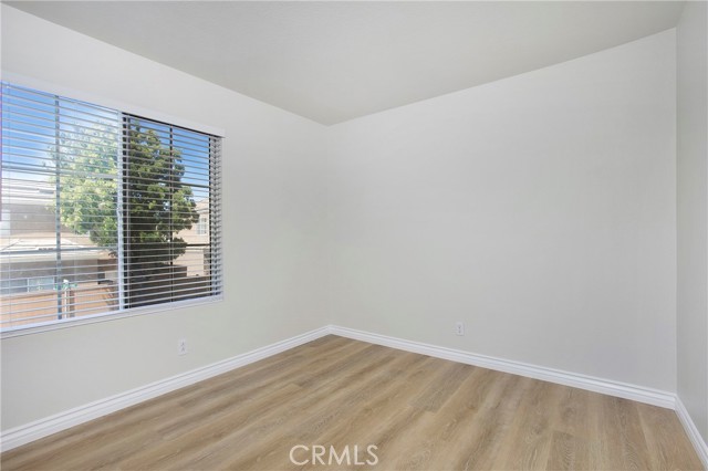 64 Rue Fontaine, Lake Forest CA: https://media.crmls.org/medias/64c44314-07d3-4d7e-b461-bec805aa2695.jpg