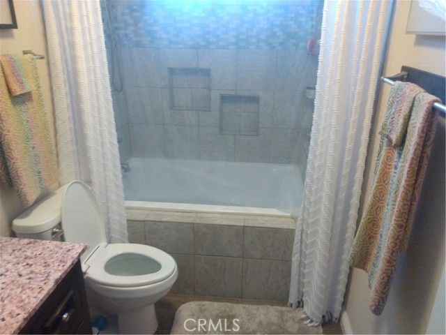 2035 W 71st, Los Angeles CA: https://media.crmls.org/medias/64c4bf9f-5afd-4992-89e0-18eee05ce968.jpg