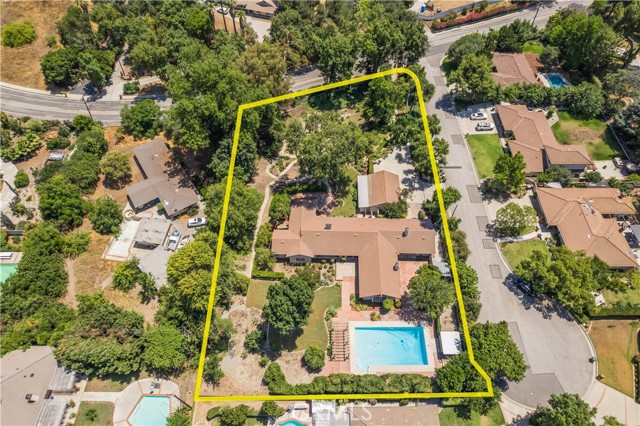 3131 E Cortez Street, West Covina CA: https://media.crmls.org/medias/64c55f31-99b4-4d58-bda1-462ba3e94f66.jpg