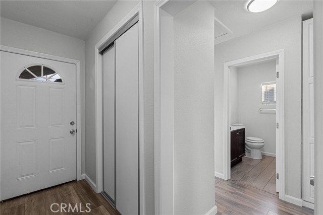 10923 Jamie Avenue photo 7