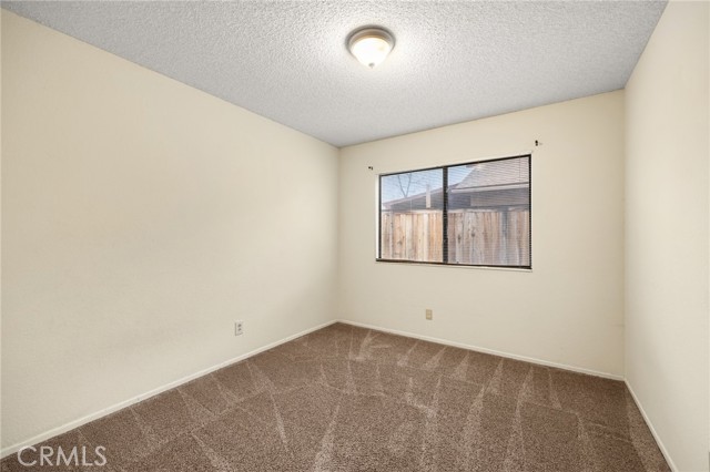Detail Gallery Image 15 of 29 For 33840 Woody Ln, Yucaipa,  CA 92399 - 4 Beds | 2 Baths
