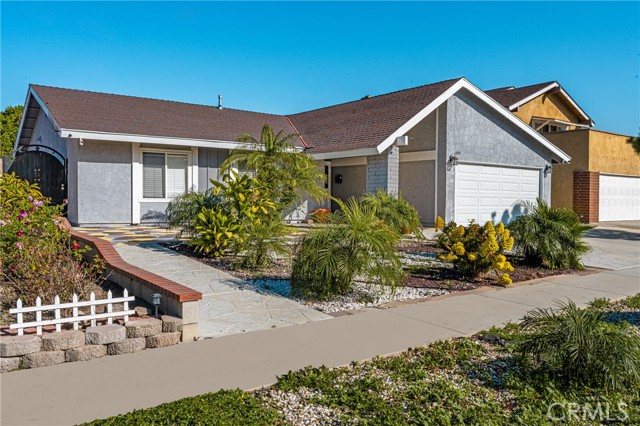 Detail Gallery Image 5 of 29 For 605 W Curie, Santa Ana,  CA 92707 - 4 Beds | 2 Baths