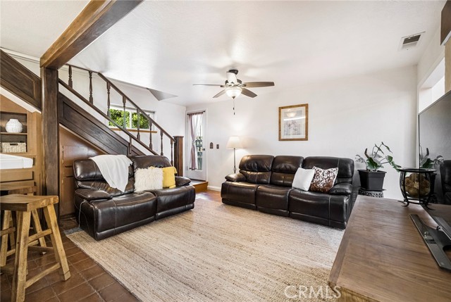 2382 Faber st, Durham CA: https://media.crmls.org/medias/64c67fe3-7c3e-4610-8239-45f257f2b930.jpg
