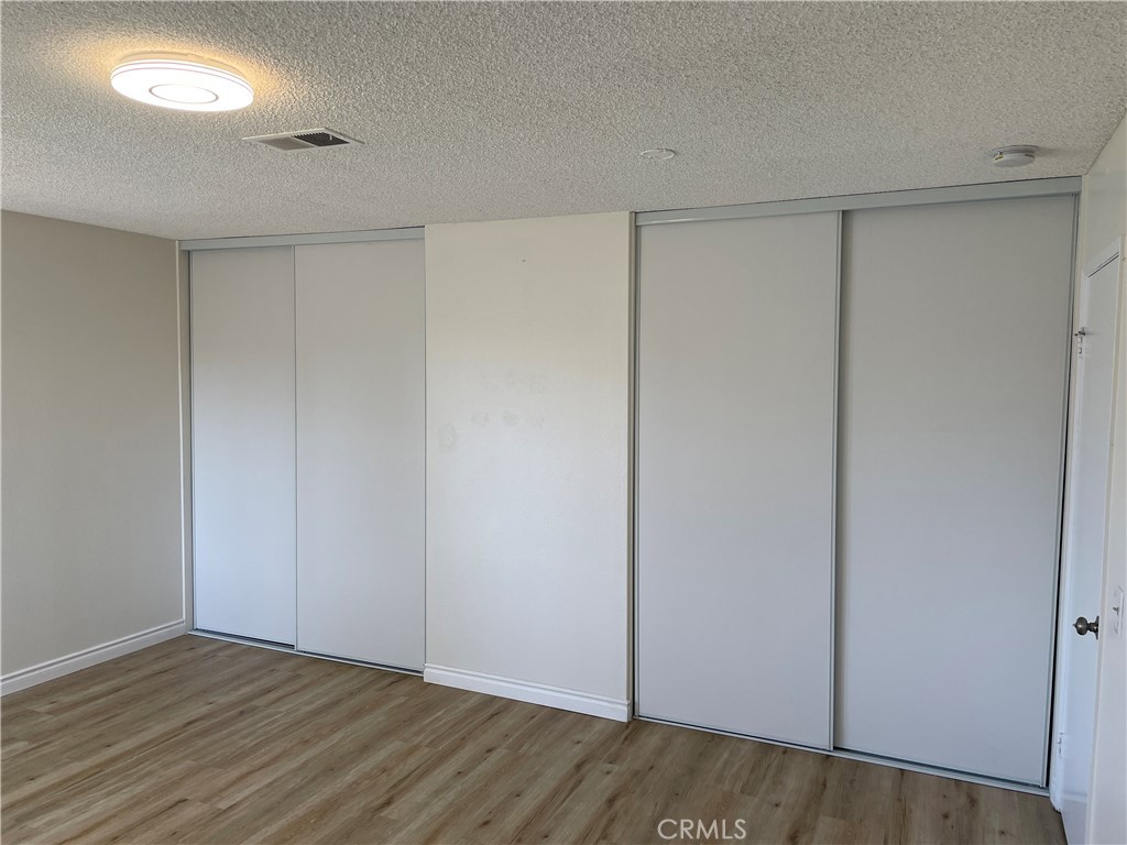 https://media.crmls.org/medias/64c824d2-2bed-4296-aea8-58e586475e46.jpg?preset=X-Large