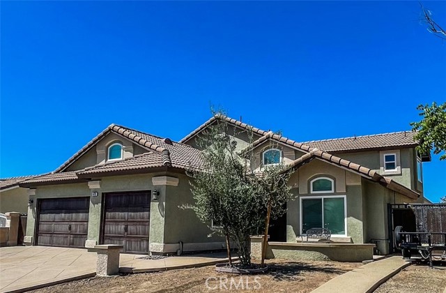 673 Black Oak Circle, Corona, CA 92881