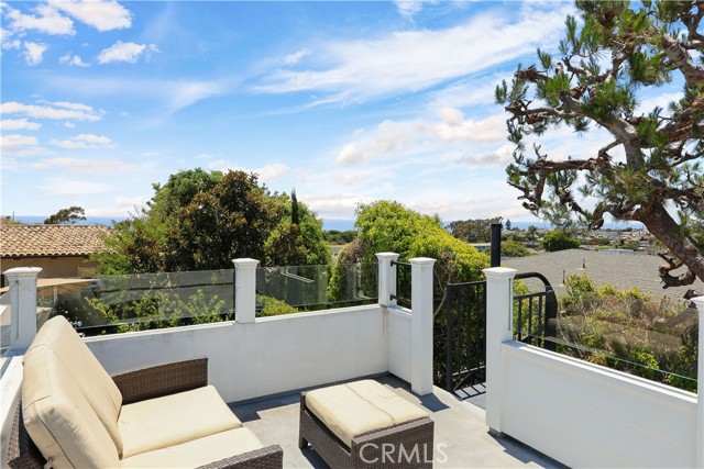 Detail Gallery Image 62 of 70 For 527 Seaward Rd, Corona Del Mar,  CA 92625 - 4 Beds | 3/1 Baths