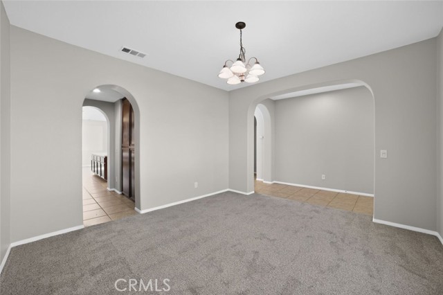 Detail Gallery Image 11 of 37 For 15177 Brucite Rd, Victorville,  CA 92394 - 4 Beds | 3 Baths