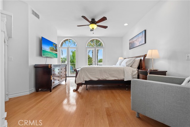 Detail Gallery Image 23 of 46 For 513 Pecan Ave, Huntington Beach,  CA 92648 - 3 Beds | 3/1 Baths