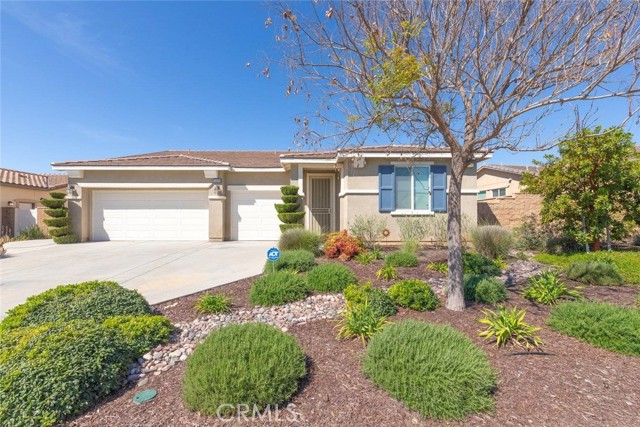 Detail Gallery Image 2 of 21 For 34699 Silky Dogwood, Winchester,  CA 92596 - 3 Beds | 2 Baths