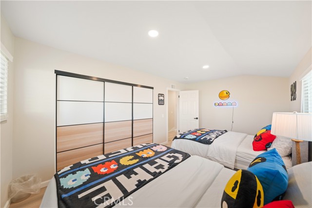 Image 24 of 38 For 24851 Stem  