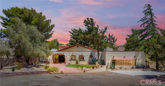 6375 Arrowhead Lake Road, Hesperia CA: https://media.crmls.org/medias/64cb24a5-d610-4e46-af26-86ff91bc4cce.jpg