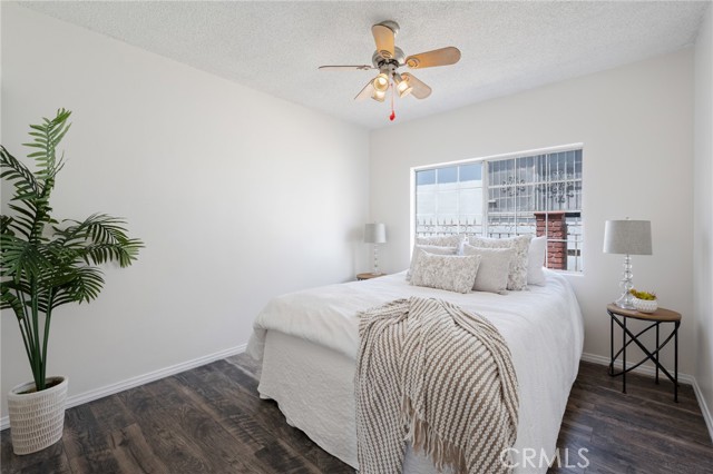 1124 W 123rd Street, Los Angeles CA: https://media.crmls.org/medias/64cb2610-b7c7-47ef-96e1-5966fe04ec7b.jpg