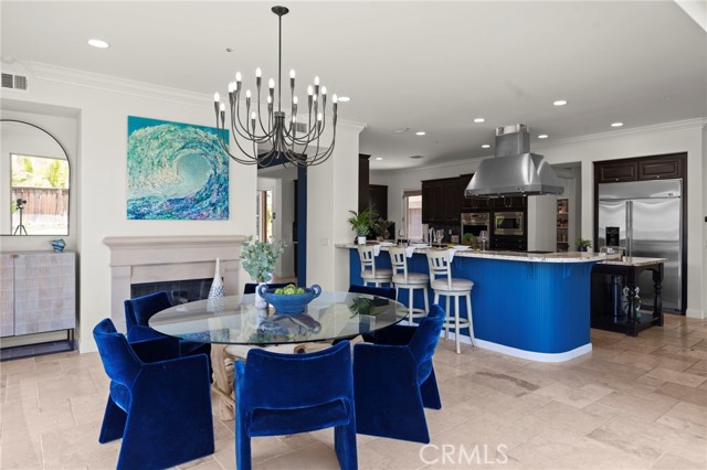 15020 Applewood Court, San Diego CA: https://media.crmls.org/medias/64cb48f3-9559-4856-ab55-be8eaebd79d5.jpg